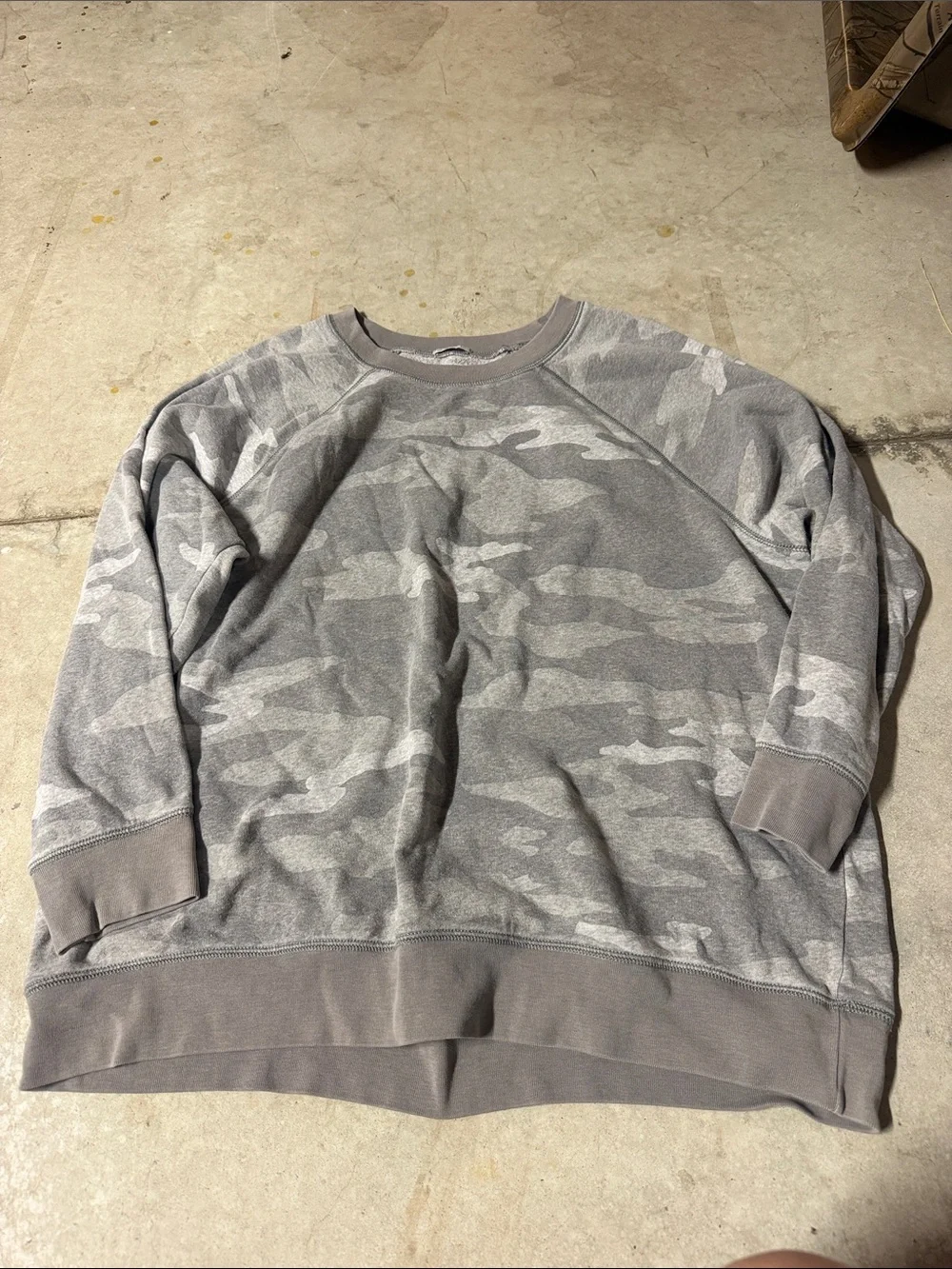 American Eagle Outfitters Gray Camo Crewneck Sweater